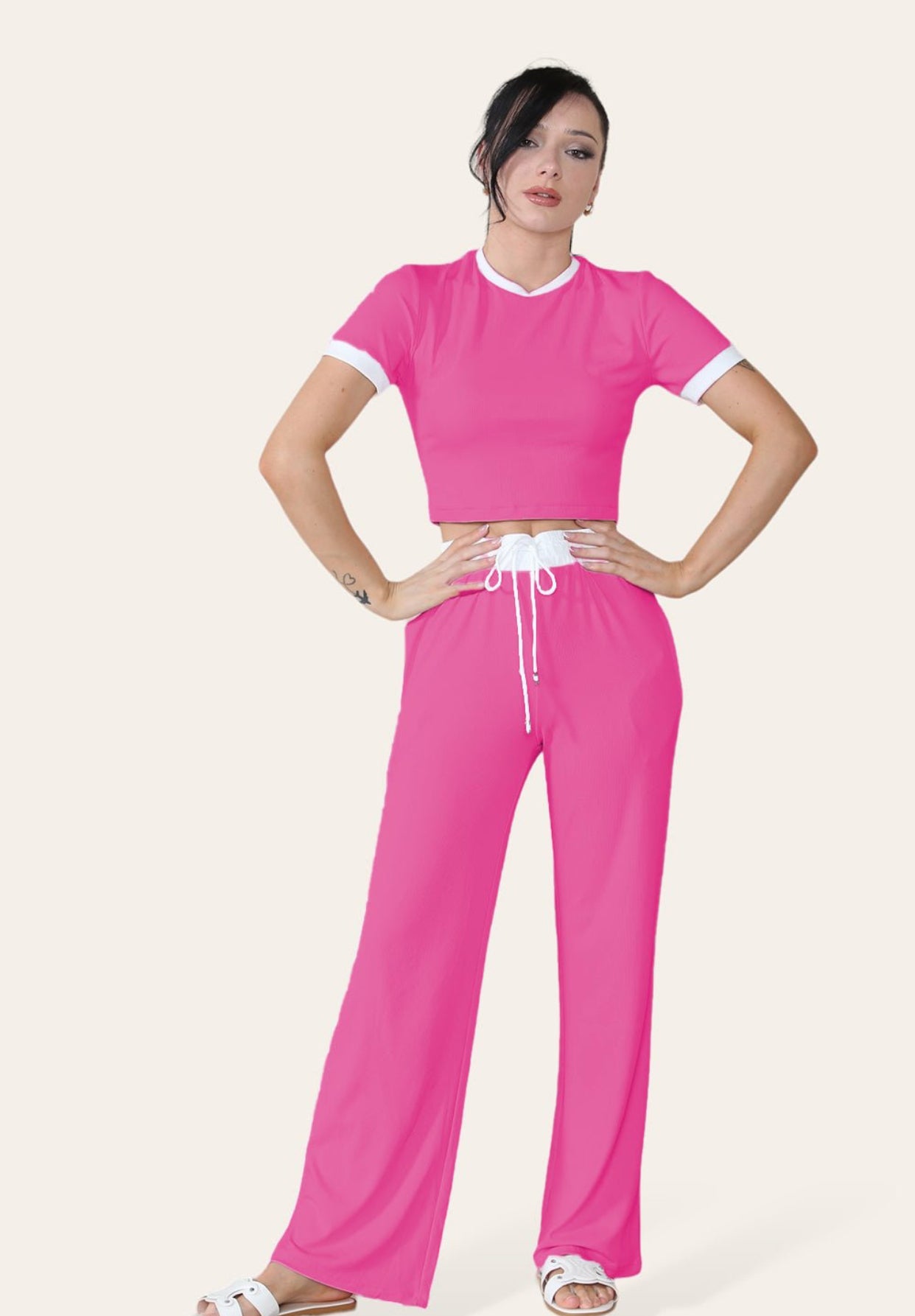 Ribbed Contrast Wide Leg Flared Trousers And Top Loungewear
TRS Cropped Set