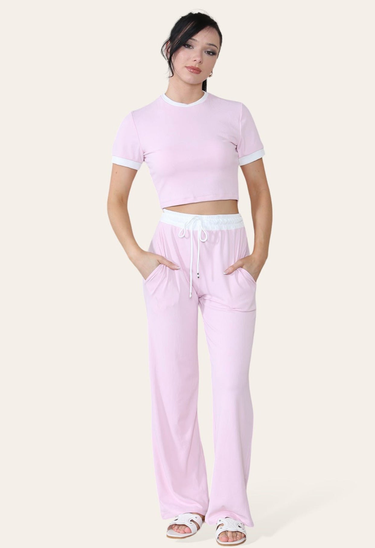 Ribbed Contrast Wide Leg Flared Trousers And Top Loungewear
TRS Cropped Set