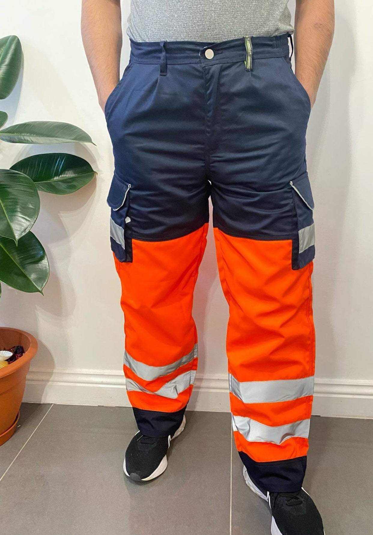Mens Hi-Viz Visibility Bottoms Safety Pants Work Cargo Stripe Trousers Joggers Menswear