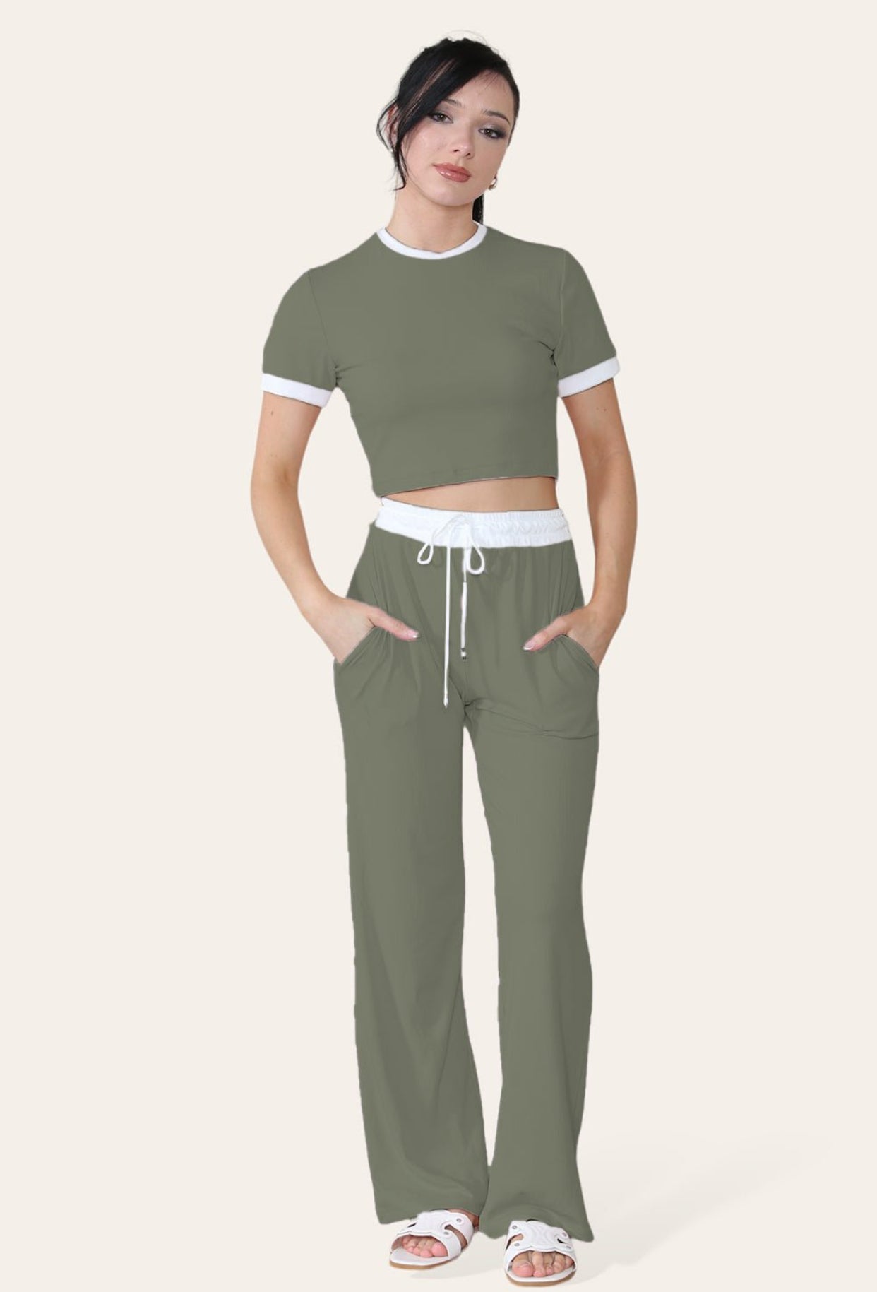 Ribbed Contrast Wide Leg Flared Trousers And Top Loungewear
TRS Cropped Set